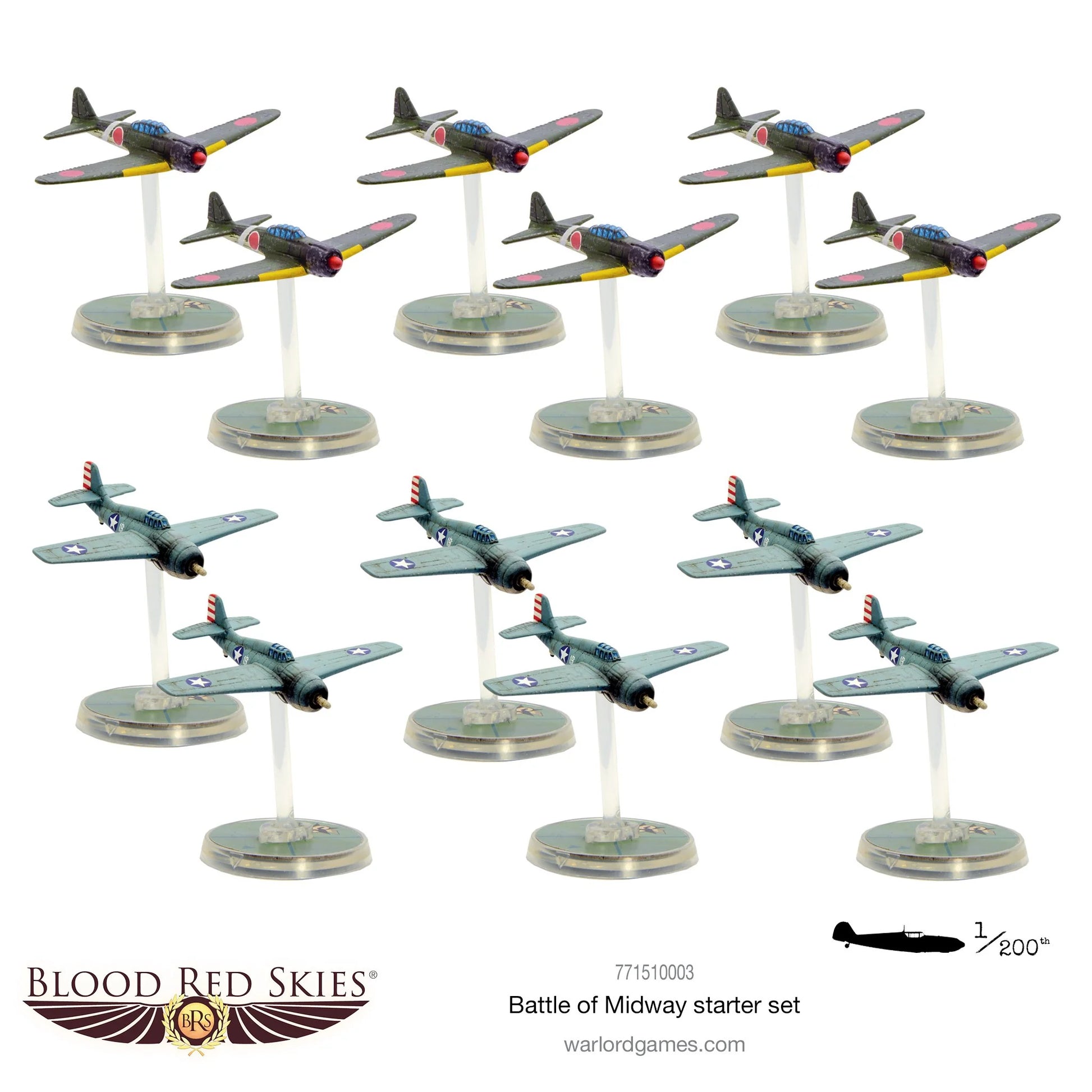 Blood Red Skies Battle of Midway 771510003 - 12 samolotów białe tło bez logo: 6 Zero zielone kamuflaż górny rząd, 6 Wildcat szare dolny rząd, podstawki latające przezroczyste