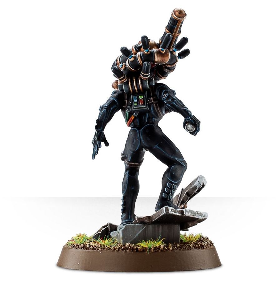 Culexus Assassin – figurka Warhammer 40,000, widok z boku
