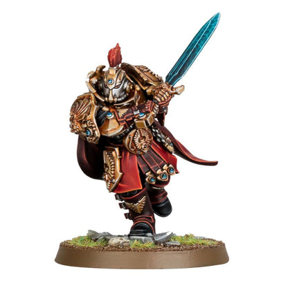 Blade Champion Adeptus Custodes Warhammer 40K – figurka pomalowana widok z przodu, 01-17