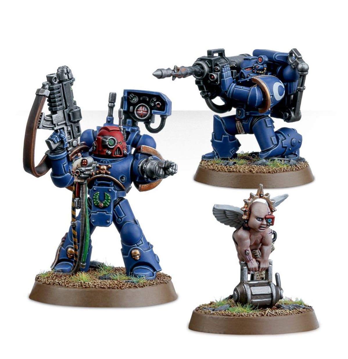 Devastator Squad Ultramarines - 3 modele Sergeant z czerwonym hełmem bolterem uniesionym i zielonym wieńcem laurowym Centurion z missile launcher srebrna lufa w pozycji klęczącej biały półksiężyc na naramienniku cherub z szarymi skrzydłami złotą koroną i czerwonym sensorem Space Marines Warhammer 40000