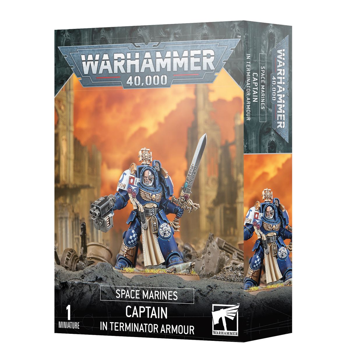 Captain in Terminator Armour - pudełko Warhammer 40000 Space Marines szaro-niebieskie 1 Miniature Kapitan z relic sword i storm bolter kremowy tabard pomarańczowe tło ruin Games Workshop