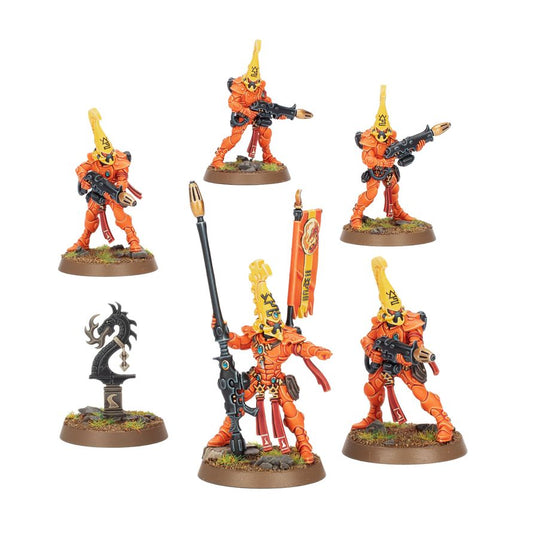 Fire Dragons Exarch - zbliżenia Dragon fusion pistol z toporem Dragon's breath flamer i Dragon axe