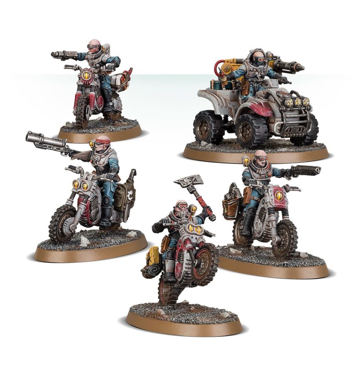Atalan Jackals Genestealer Cults - widok grupowy 5 modeli: 4 jeźdźcy na szaro-bordowych dirtcycle z żółtymi reflektorami i 1 Wolfquad szaro-bordowy czterokołowy z mining laser żółto-szarym i czerwonym wężem; jeźdźcy w szaro-niebieskich kombinezonach z goglami i czerwonymi chustami; lewy górny z pistoletem uniesionym; lewy środkowy z shotgunem poziomo; środkowy dolny na tylnym kole z siekierą uniesionym; prawy dolny z pistoletem; brązowe owalne podstawki z żwirem Warhammer 40000