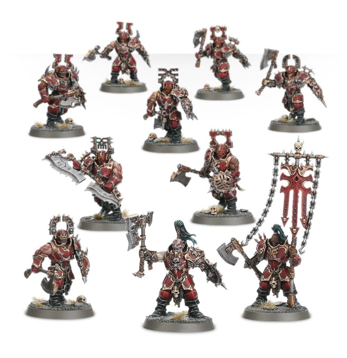 Blood Warriors Khorne - 10 modeli w czerwono-złotej zbroi z toporami Goreaxe, chorągiew z symbolem Khorne i czaszką na szczycie, champion z zielonymi włosami na pierwszym planie - Warhammer Age of Sigmar