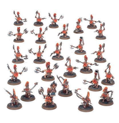 Spearhead Fyreslayers - widok grupowy 26 modeli Vulkite Berzerkers Hearthguard Battlesmith rude topknoty miedziane zbroje srebrne siekiery brązowe podstawki Age of Sigmar