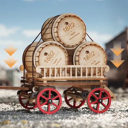Parowy Traktor ROKR LKA01 – zbliżenie na kocioł parowy z czerwonymi detalami, zaworem i napisem Made in 1914 na boku
