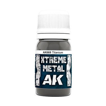 Titanium AK669 słoiczek Xtreme Metal - ciemnoszary metaliczny odcień tytanu farba olejna AK Interactive
