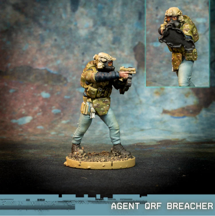 Agent QRF Breacher Spectre Miniatures – operator z tarczą balistyczną i pistoletem, maska respirator, 28mm widok z przodu i z tyłu
