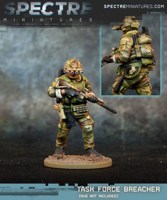 Task Force Breacher Spectre Miniatures – operator sił specjalnych z karabinem .50 cal i sprzętem do wyważania, kamuflaż Multicam, 28mm widok z przodu i z tyłu
