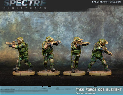 Task Force CQB Element Spectre Miniatures – 4 operatorzy w kamuflażu Multicam z tłumionymi M4 300 Blackout w pozycjach bojowych, widok z przodu
