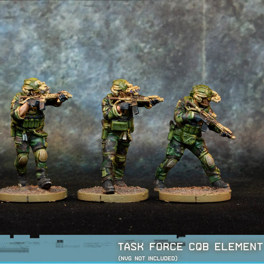 Task Force CQB Element Spectre Miniatures – 3 operatorzy w kamuflażu Multicam z tłumionymi M4 300 Blackout w pozycjach bojowych, widok z przodu
