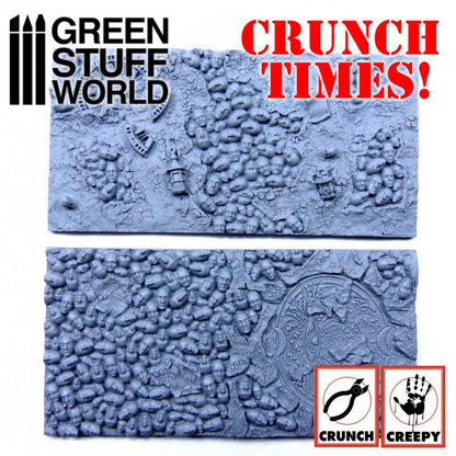 Death Faces Crunch Times Green Stuff World 21174 – dwie szare, niepomalowane płytki żywiczne 70x140mm z tłoczonymi twarzami, widok przed malowaniem
