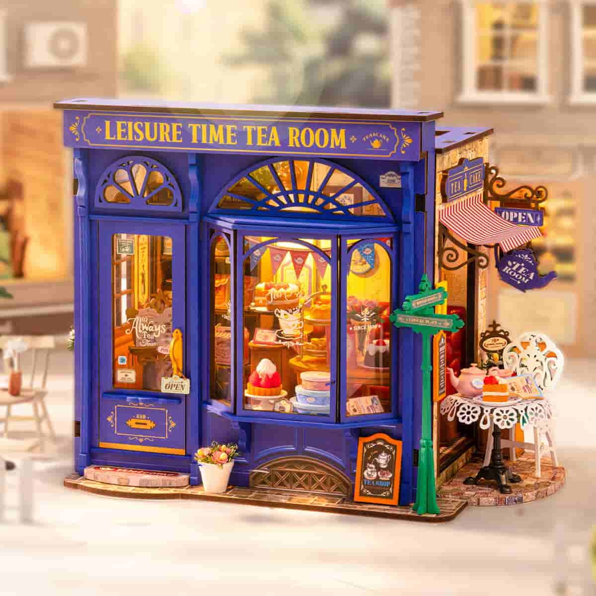 Herbaciarnia Leisure Time Tea Room Rolife DG171 – składanie modelu: arkusze elementów, instrukcja i gotowy model na stole
