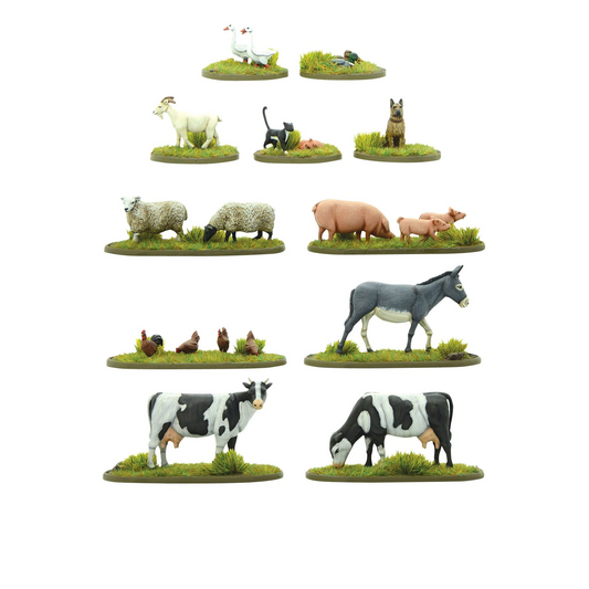 Farmyard Animals EIEIO - pomalowane zwierzęta 28mm na podstawkach z zieloną trawą białe tło: rząd 1 - 2 gęsi białe z czerwonymi dziobami po lewej, 2 kaczki białe z żółtymi dziobami po prawej - rząd 2 - biała koza po lewej, 2 koty czarny i różowy w środku, pies owczarek niemiecki po prawej - rząd 3 - 2 owce białe po lewej, 2 świnie różowe z 2 prosiętami po prawej - rząd 4 - 4 kurczaki brązowe po lewej, osioł szary z białym brzuchem po prawej - rząd 5 - 2 krowy czarno-białe - The box includes two frames of Fa