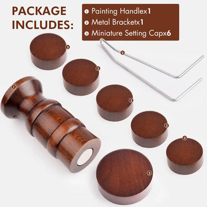 Ergonomic Painting Handle Golden Maple – zawartość zestawu: 1× drewniany uchwyt z magnesem, 1× metalowy wspornik antywibracyjny (L-kształt), 6× drewniane nasadki magnetyczne różnych rozmiarów (25mm–60mm), białe tło

