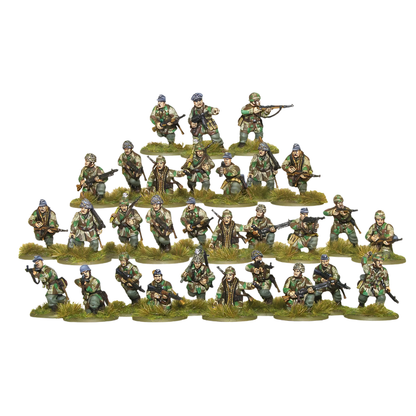 Fallschirmjäger Platoon - Bolt Action 28mm - kompletny pluton 30 figurek z FG42 MP40 MG42 charakterystycznymi hełmami - widok całości - Warlord Games