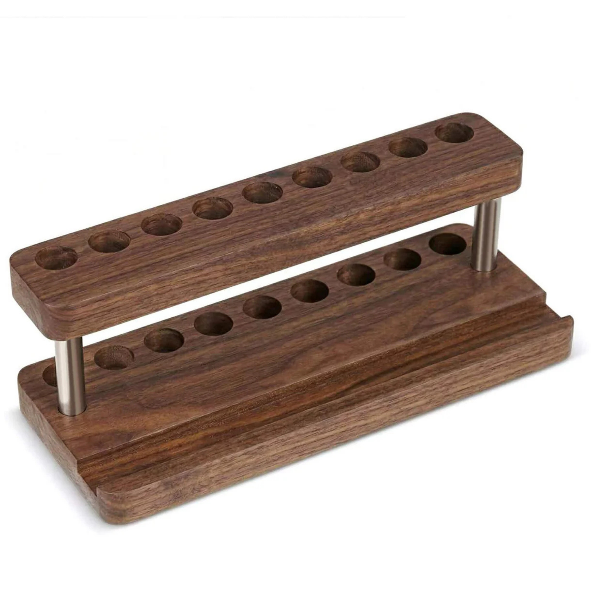 2-in-1 Paint Brush Holder & Phone Stand Golden Maple – dwupoziomowy drewniany organizer na pędzle z ciemnego drewna orzechowego: górna belka z 9 otworami i dolna podstawa z 9 otworami, połączone metalowymi słupkami ze stali nierdzewnej; rowek na telefon w podstawie; białe tło
