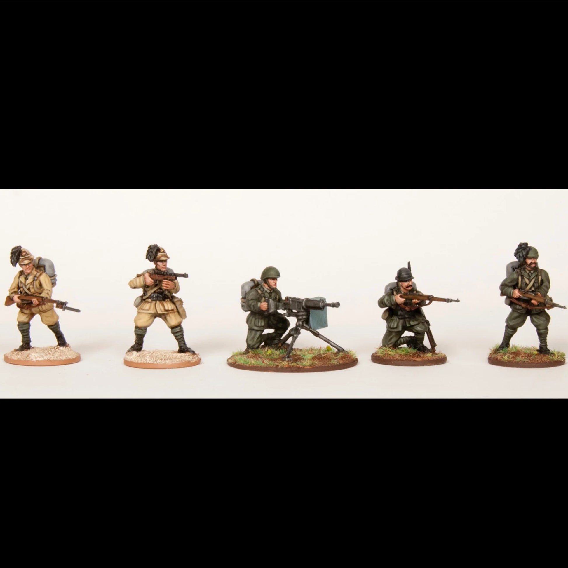Italian Infantry Bolt Action Wargames Atlantic – 5 figurek Bersaglieri i obsługa Breda 37, plastik 28mm

