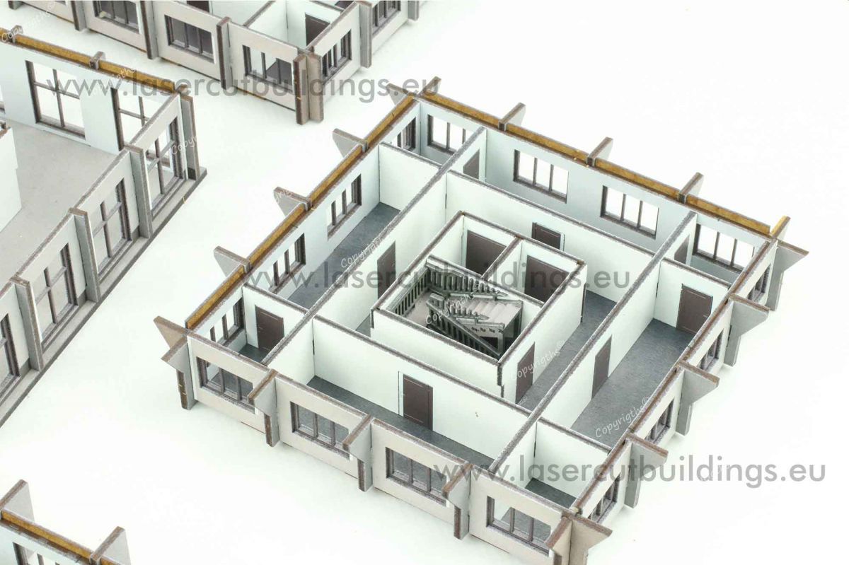 Budynek biurowy II LBHP0356 – widok z góry na pojedyncze piętro z układem pomieszczeń biurowych i klatką schodową w centrum, 28mm Laser Cut Buildings
