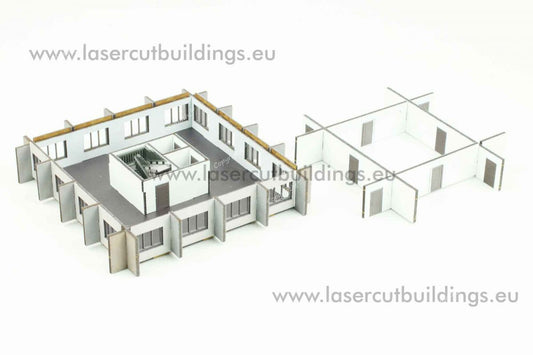 Biurowiec II LBHP0358 – widok izometryczny na złożony biurowiec z 2 dodatkowymi piętrami i oddzielone piętro obok, prepainted, 28mm Laser Cut Buildings
