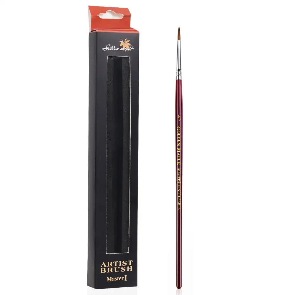 Pędzel Golden Maple Master I Finest Sable 3/0 – widok produktu z boku obok czarnego pudełka Artist Brush Master I, białe tło
