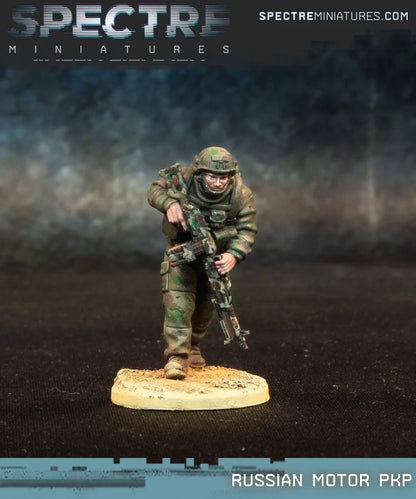 Russian Motor PKP Spectre Miniatures – żołnierz Ratnik z karabinem maszynowym PKP w pozycji bojowej, 28mm widok z przodu
