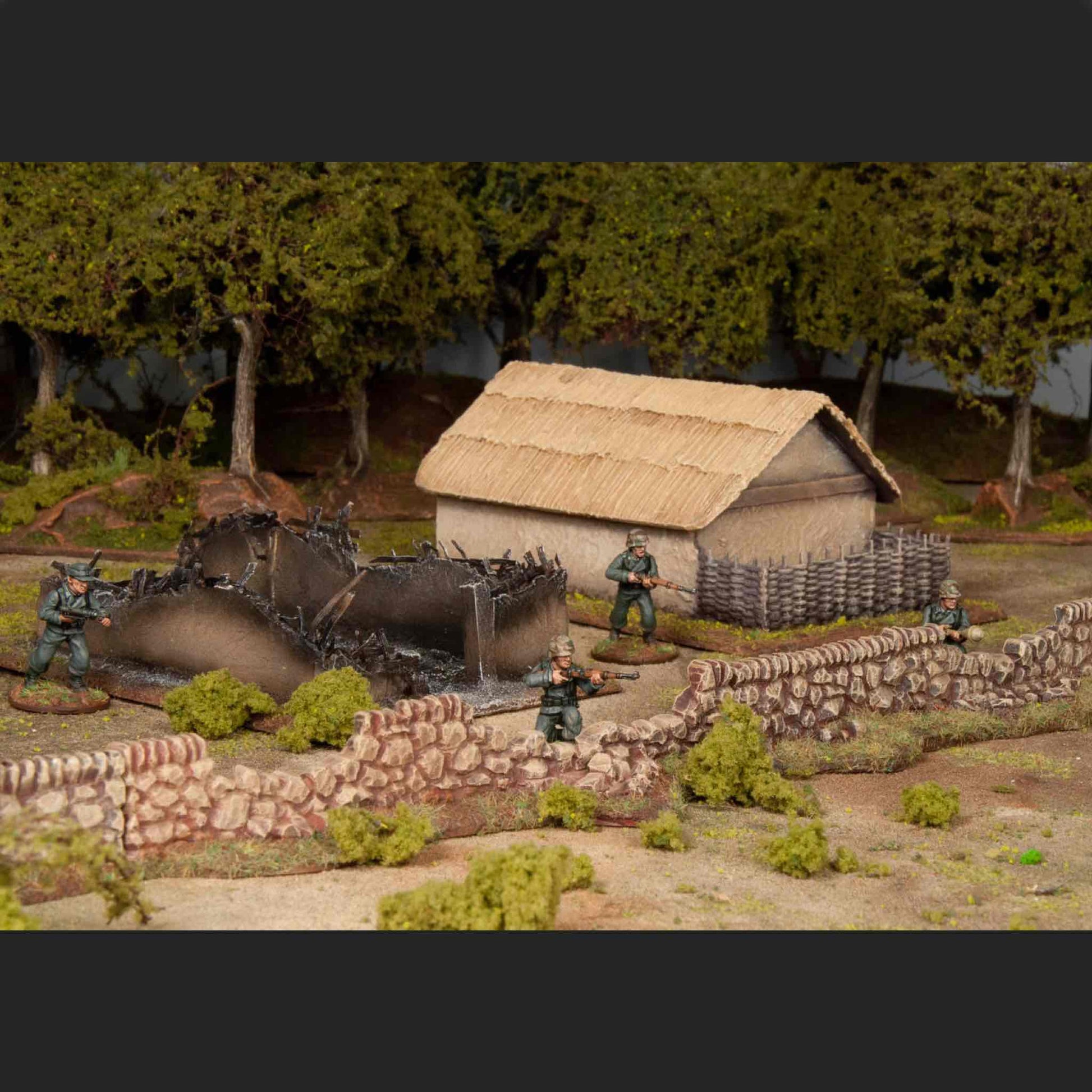 Panzer Lehr Division Bolt Action Wargames Atlantic – scena bojowa przy farmie z figurkami 28mm
