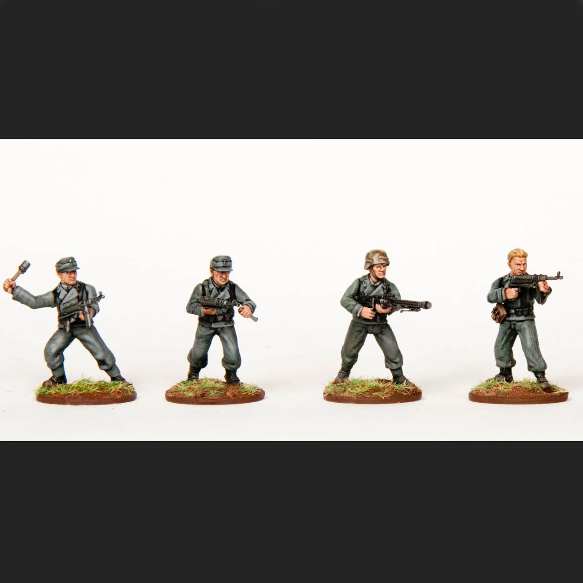 Panzer Lehr Division Bolt Action Wargames Atlantic – 4 figurki z granatem MP-40 i MG-42 28mm
