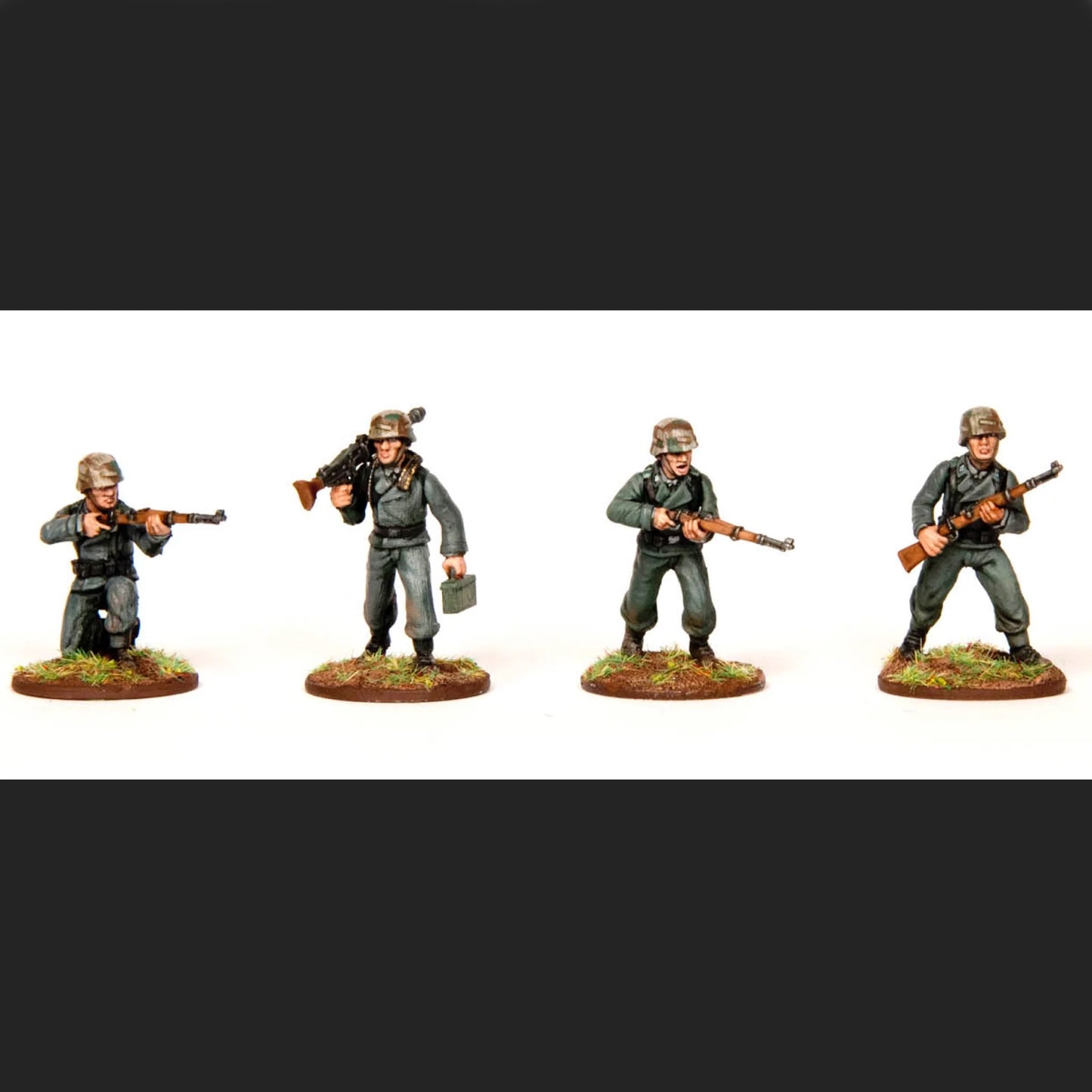 Panzer Lehr Division Bolt Action Wargames Atlantic – 4 figurki z karabinami i MG-42 28mm
