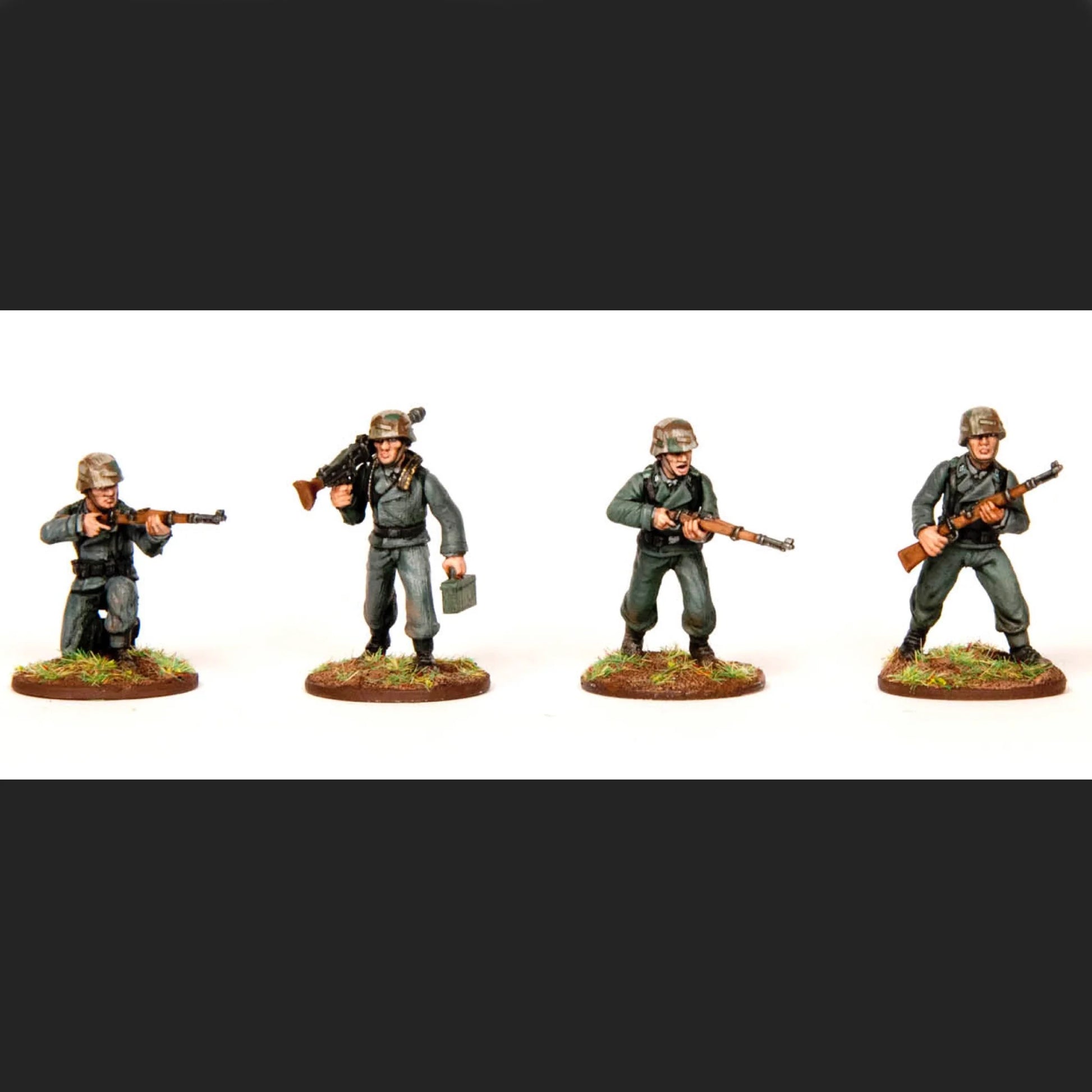 Panzer Lehr Division Bolt Action Wargames Atlantic – 4 figurki z karabinami i MG-42 28mm

