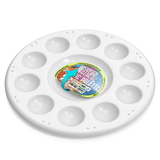 Plastic Round Mixing Palette 10 Wells - paleta z naklejką GSW pośrodku, widok perspektywiczny z góry | Green Stuff World
