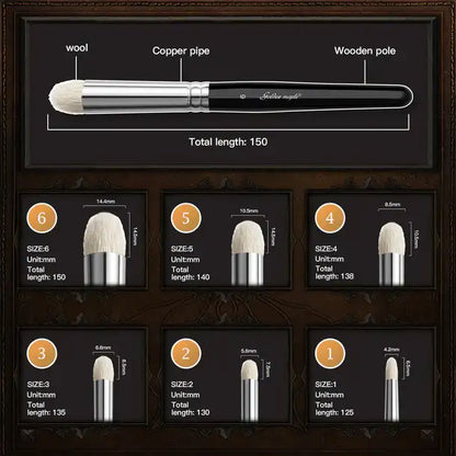 Premium Drybrush Set Golden Maple – schemat budowy pędzla: włosie owcze, miedziany ferrule, drewniany uchwyt, całkowita długość 150mm; wymiary wszystkich 6 rozmiarów: #1 (4,2×6,6mm, 125mm), #2 (5,6×7,9mm, 130mm), #3 (6,6×8,8mm, 135mm), #4 (8,5×15,5mm, 138mm), #5 (10,5×14,5mm, 140mm), #6 (14,4×14,4mm, 150mm)

