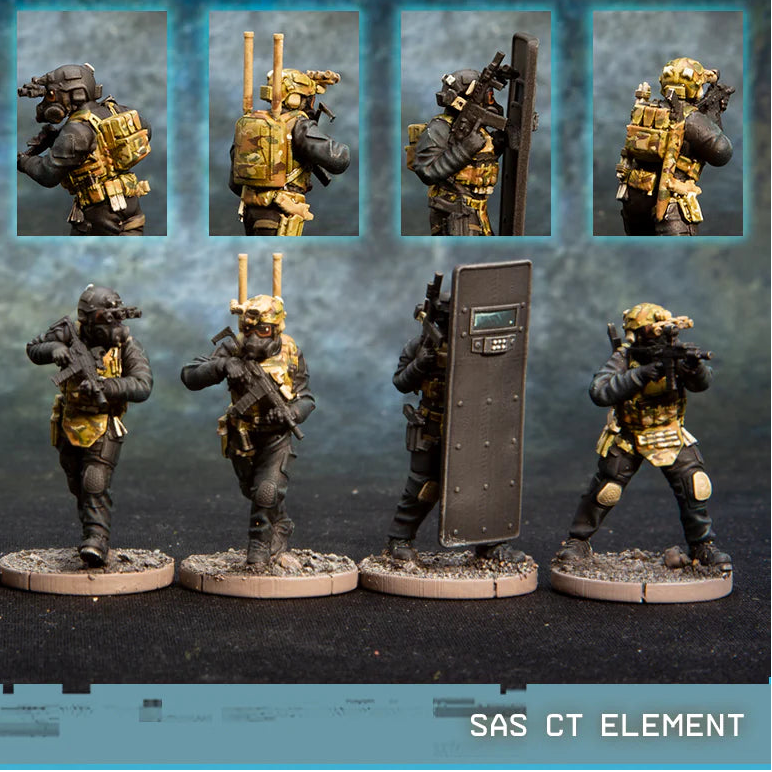 SAS CT Element Spectre Miniatures – 4 operatorów antyterrorystycznych w respiratorach z MCX Rattler, tarczą balistyczną i ECM, 28mm widok z przodu
