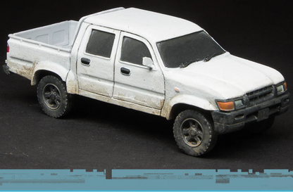 Technical Bravo Spectre Miniatures – pickup double cab żywica 1/50 widok z przodu skos, biały
