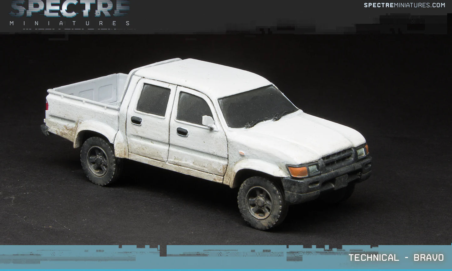 Technical Bravo Spectre Miniatures – pickup double cab żywica 1/50 widok z przodu skos, biały
