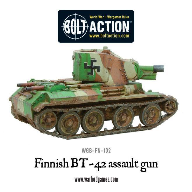 Finnish BT-42 Assault Gun – pomalowany model, widok z boku lewego, kamuflaż zielono-brązowy z hakaristem, WGB-FN-102, Warlord Games
