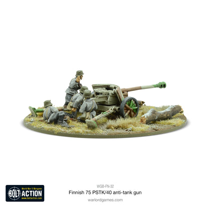 Finnish 75 PSTK/40 Anti-Tank Gun Bolt Action 28mm - obsługa przy dziale widok z tyłu, WGB-FN-32K