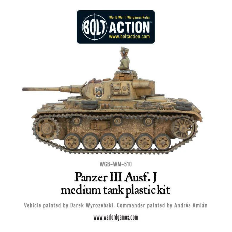  Panzer III Ausf J - Bolt Action 1/56 28mm - czołg średni z armatą 5cm KwK 38 w kamuflażu pustynnym numer 5 z dowódcą - widok z boku z efektami weathering - Warlord Games