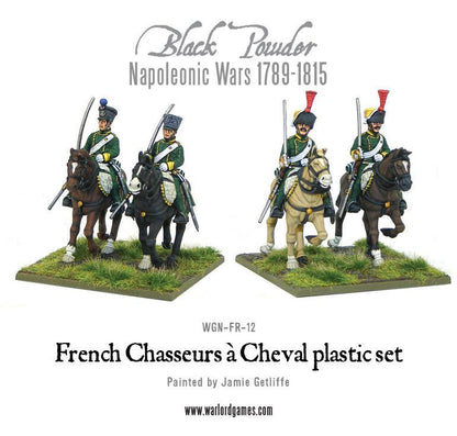 French Chasseurs à Cheval WGN-FR-12 – dwie pary figurek konnych z przodu, plastikowy zestaw 28mm Black Powder, pomalowane zielone mundury
