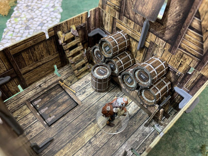 Water Mill BSTFWE015 28-35mm Battle Systems - wnętrze magazynu beczki i właz widok z góry z figurką
