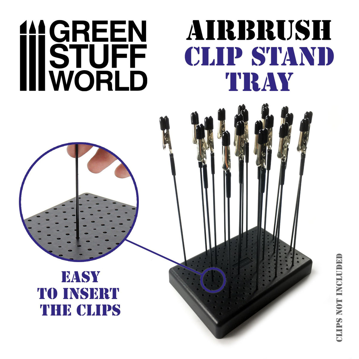 Airbrush Clip Stand Tray Green Stuff World – infografika: czarna deska z otworami na klipsy z wklejonymi krokodylkami na drucikach, zbliżenie na otwory z opisem "Easy to insert the clips", napis "Clips not included", logo Green Stuff World, białe tło
