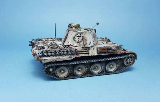 SdKfz 171 Panther Ausf A – model 28mm Berserker Floran, zimowy biały kamuflaż widok z tyłu, 280014
