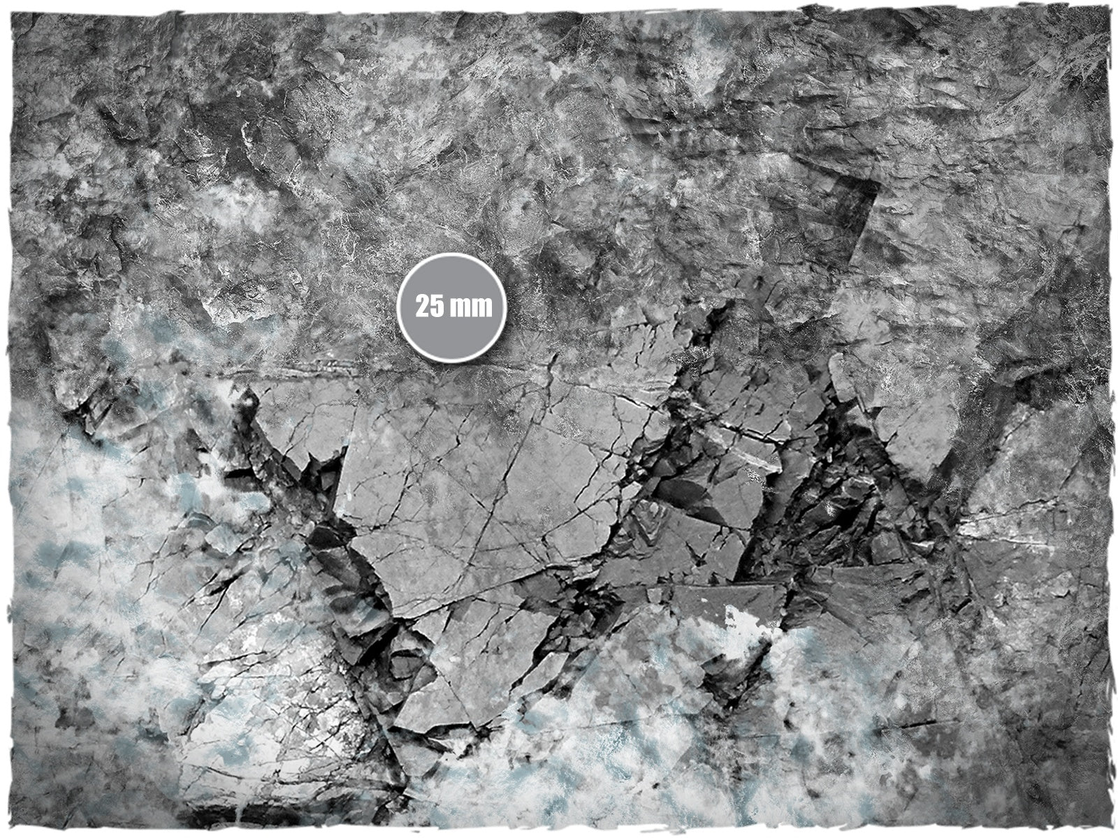 Mountains – Mata do gry Mousepad Deep-Cut Studio – zbliżenie lodowatych pęknięć i skał ze skalą 25mm
