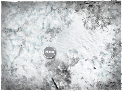 Mountains – Mata do gry Mousepad Deep-Cut Studio – zbliżenie śnieżnego terenu górskiego ze skalą 25mm
