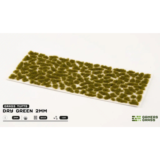 Dry Green Tufts 2mm Wild Gamers Grass - arkusz kępek suchej zielonej trawy na białym tle z logo Gamers Grass i opisem produktu: Grass Tufts 2mm Wild 115x
