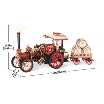 Parowy Traktor ROKR LKA01 – zbliżenie na przyczepę z trzema beczkami z napisem 1882, widok z tyłu modelu