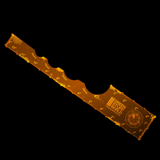 Gaming Measuring Tool Fluor Orange 12" Green Stuff World – akrylowa miarka do gier świecąca w ciemności, widok produktu z podziałką w calach i milimetrach
