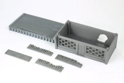 Local Store – zdejmowalny dach i 3 wymienne szyldy cyrylickie rozłożone, teren 28mm Patrick Miniatures
