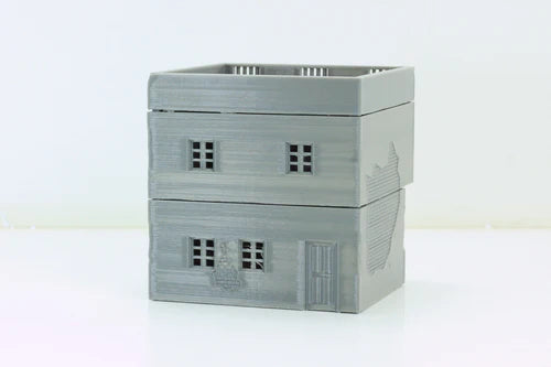 Urban Building Shop – widok frontu z drzwiami i oknami, 2 kondygnacje, teren 28mm Patrick Miniatures
