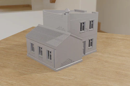 HQ / Weaponry / Communications – widok z przodu z dachem dachówkowym i oknami, teren 28mm Patrick Miniatures
